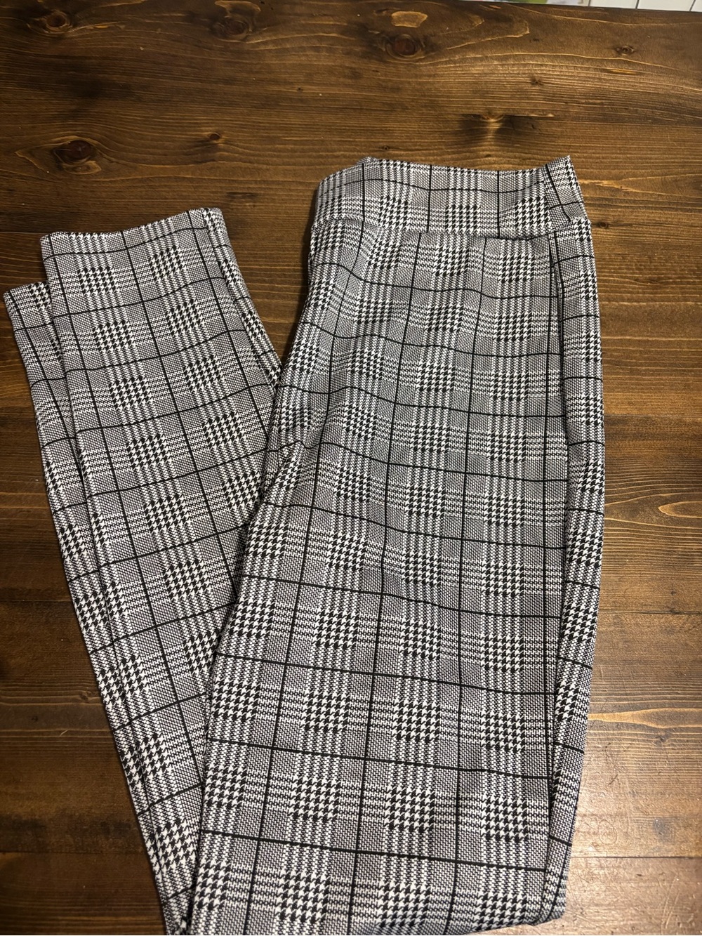 Classic Black & White Plaid Men’s Pants